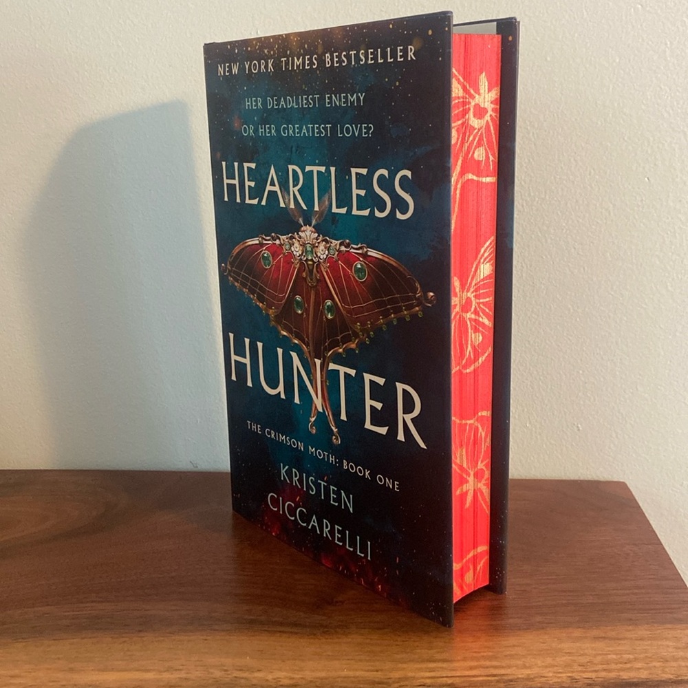 Heartless Hunter - The Crimson Moth - Book 1. Custom sprayed edges
